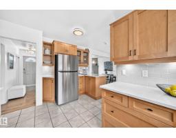 16406 87a Av Nw, Edmonton, AB T5R4H9 Photo 9
