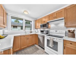 Bedroom 3 - 16406 87a Av Nw, Edmonton, AB T5R4H9 Photo 7