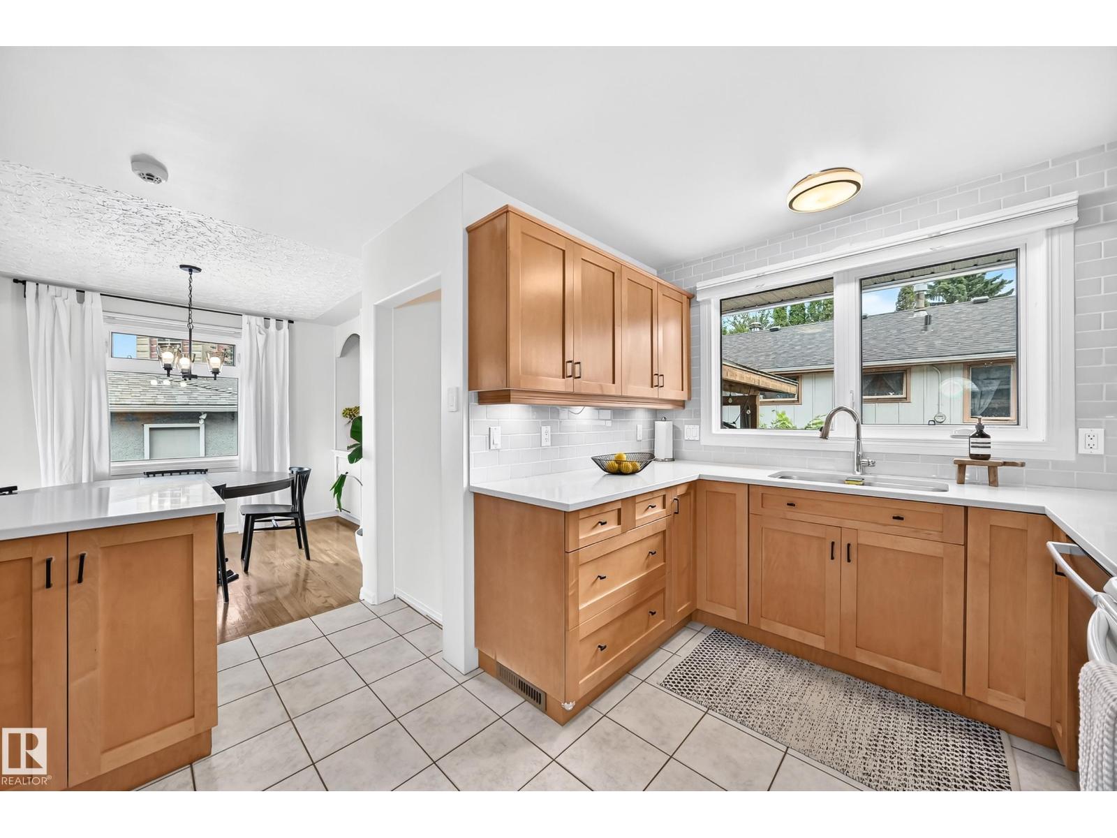 16406 87a AV NW - Image 10