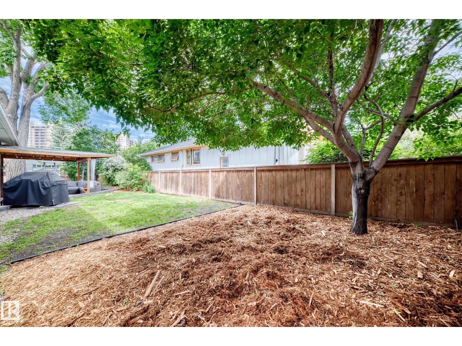 16406 87a AV NW - 57