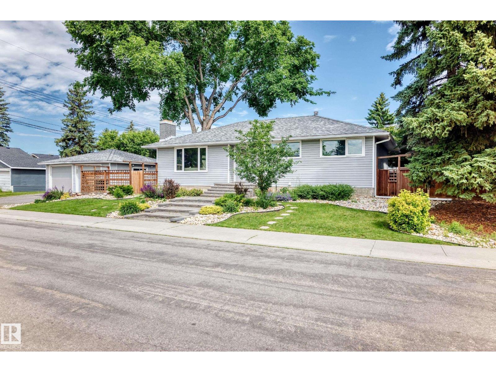 16406 87a AV NW - 66