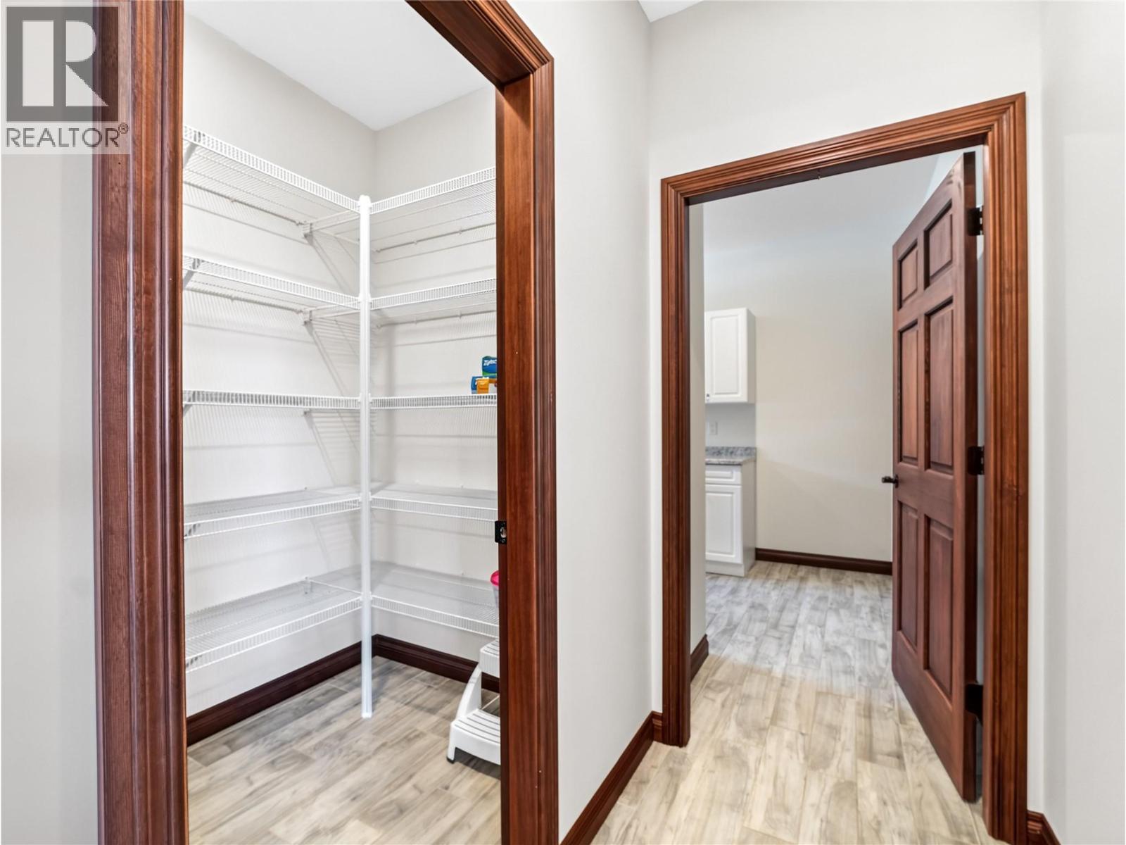 4780 56 Street NW - Image 40