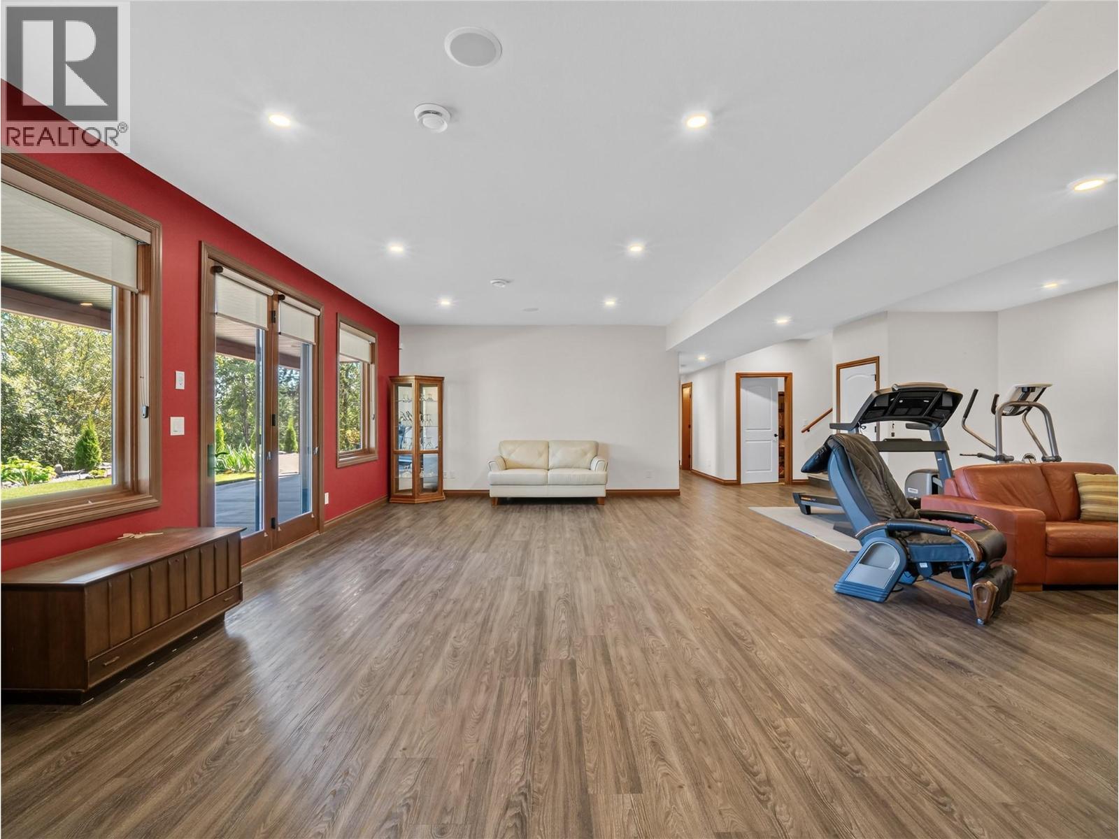 4780 56 Street NW - Image 43