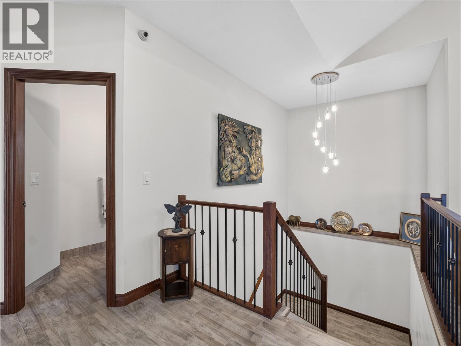 4780 56 Street NW - 28