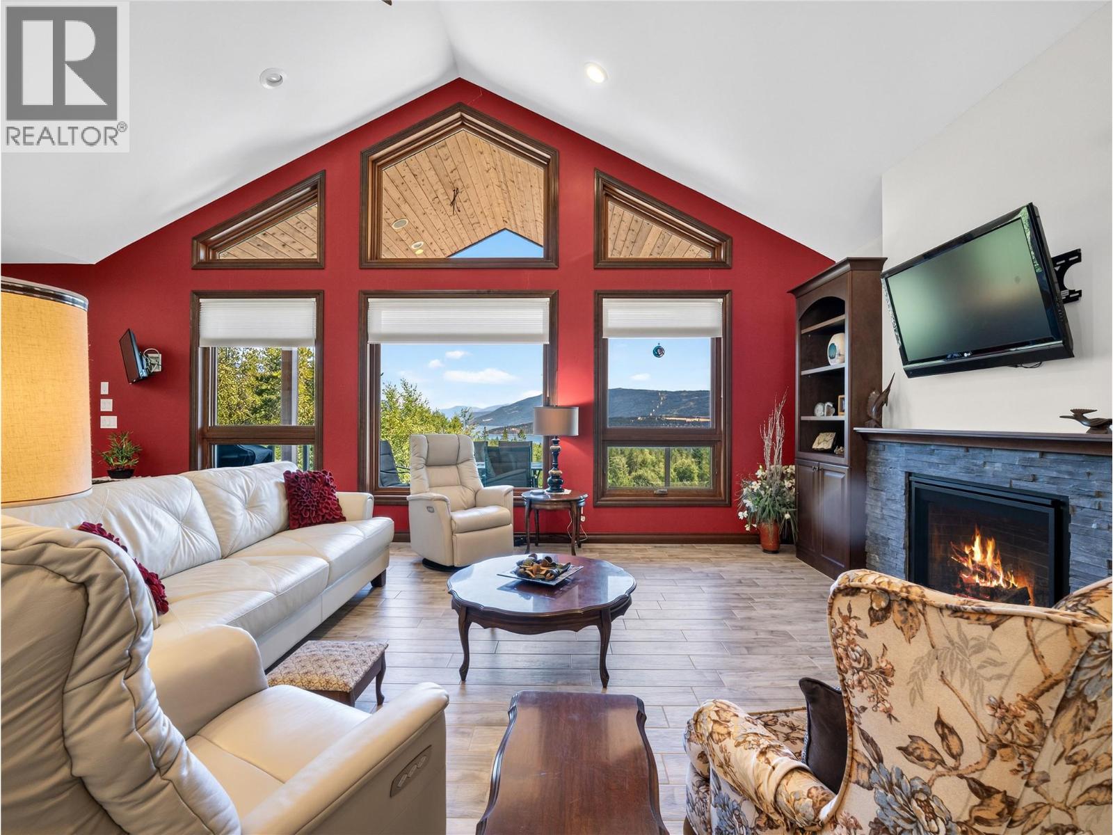 4780 56 Street NW - Image 25