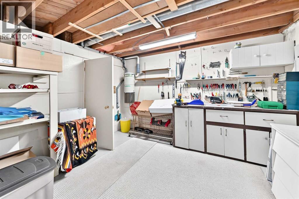 1 Cochrane Crescent - Image 31