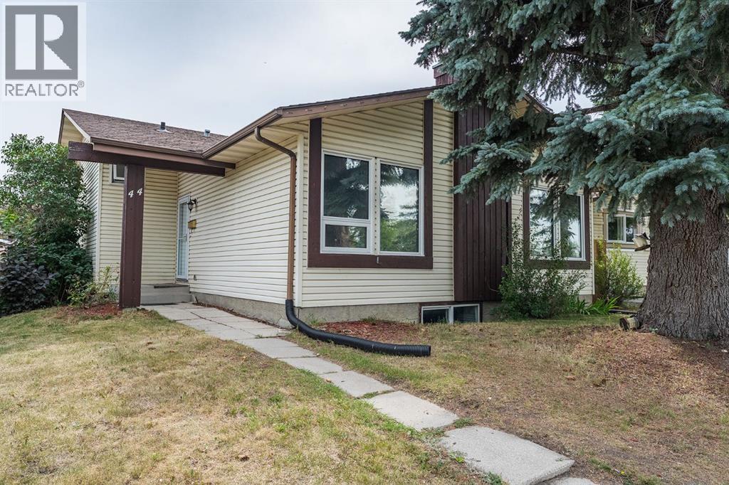 44 Templehill Drive NE - 1