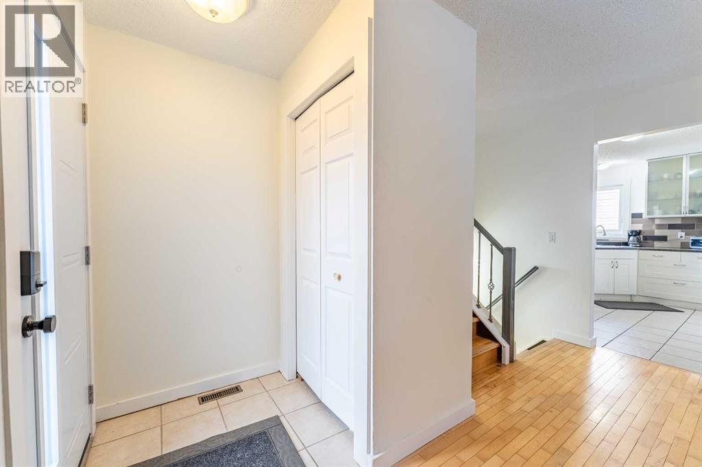 44 Templehill Drive NE - 2