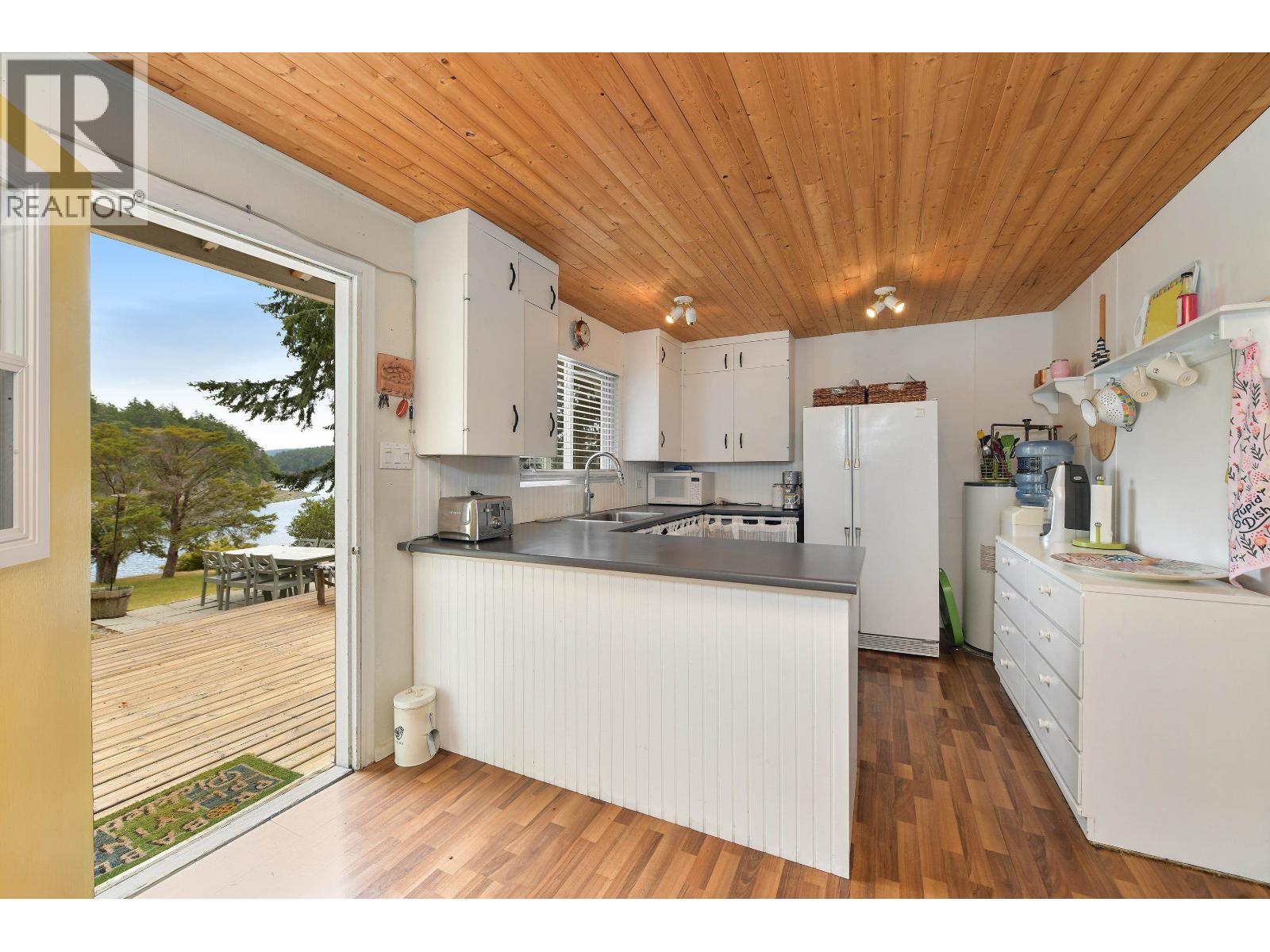 774&776 STEWARD DRIVE, Mayne Island