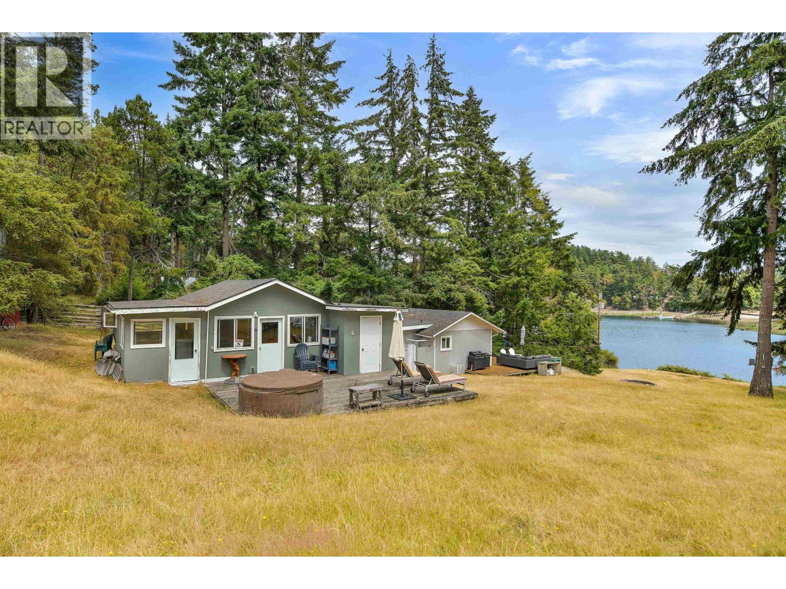 774&776 STEWARD DRIVE, Mayne Island