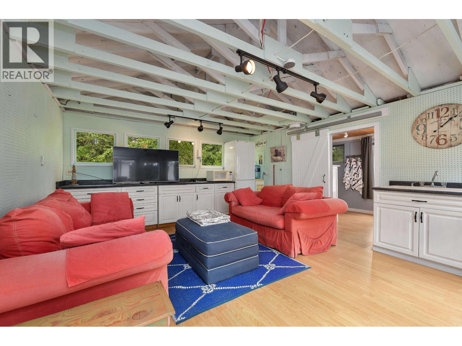 774&776 STEWARD DRIVE, Mayne Island