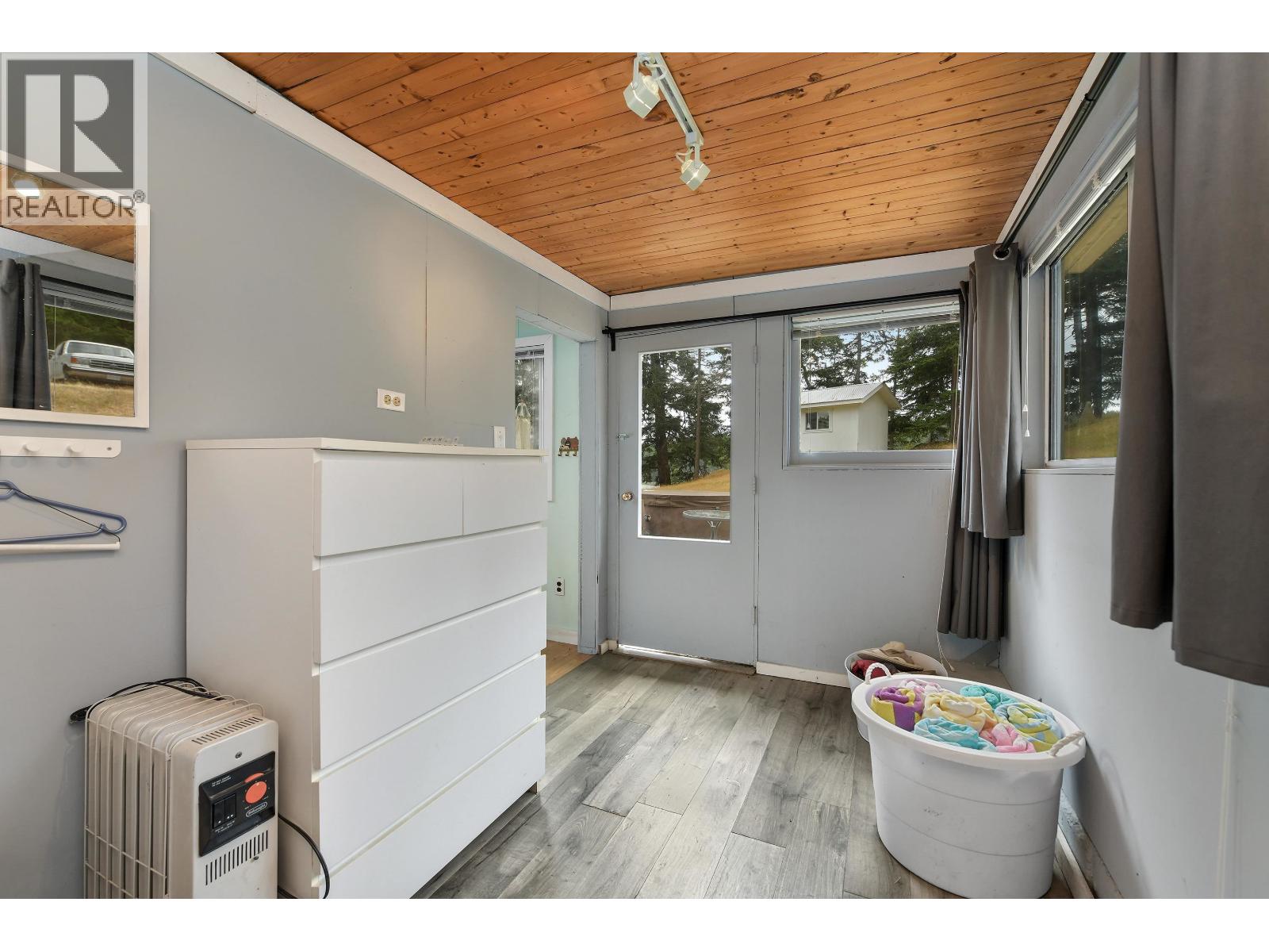 774&776 STEWARD DRIVE, Mayne Island