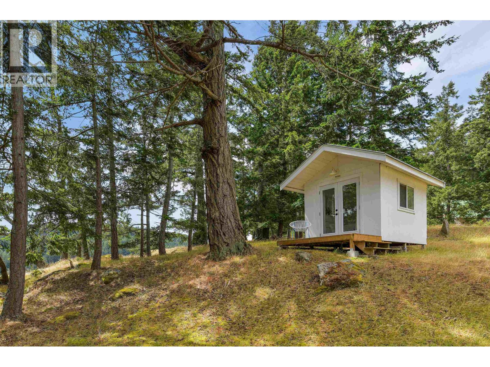 774&776 STEWARD DRIVE, Mayne Island