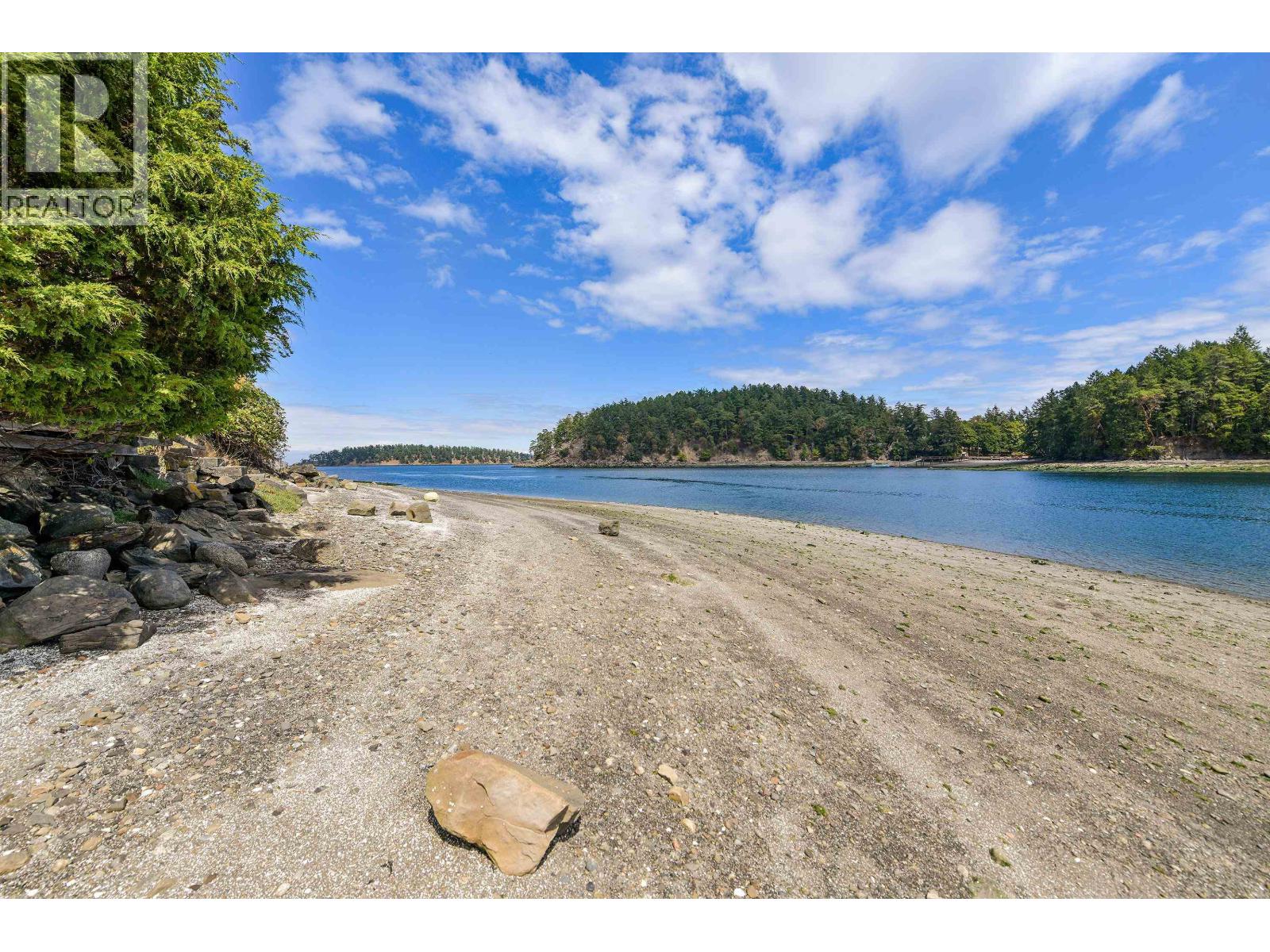 774&776 STEWARD DRIVE, Mayne Island