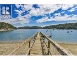 774&776 Steward Drive, Mayne Island, BC V0N2J2 Photo 12