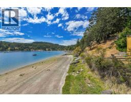 774&776 Steward Drive, Mayne Island, BC V0N2J2 Photo 8