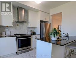 257 Harding Park Street, Newmarket, ON L3Y0E1 Photo 10