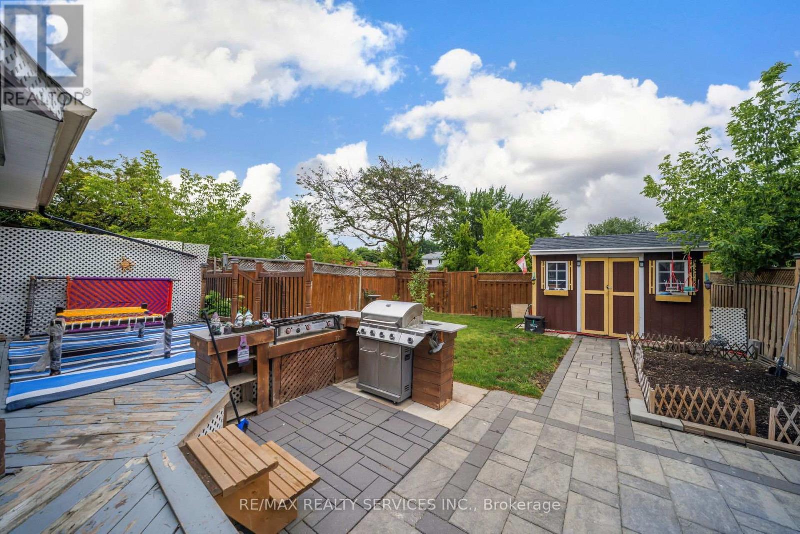 3 GRAND VALLEY DRIVE - 34