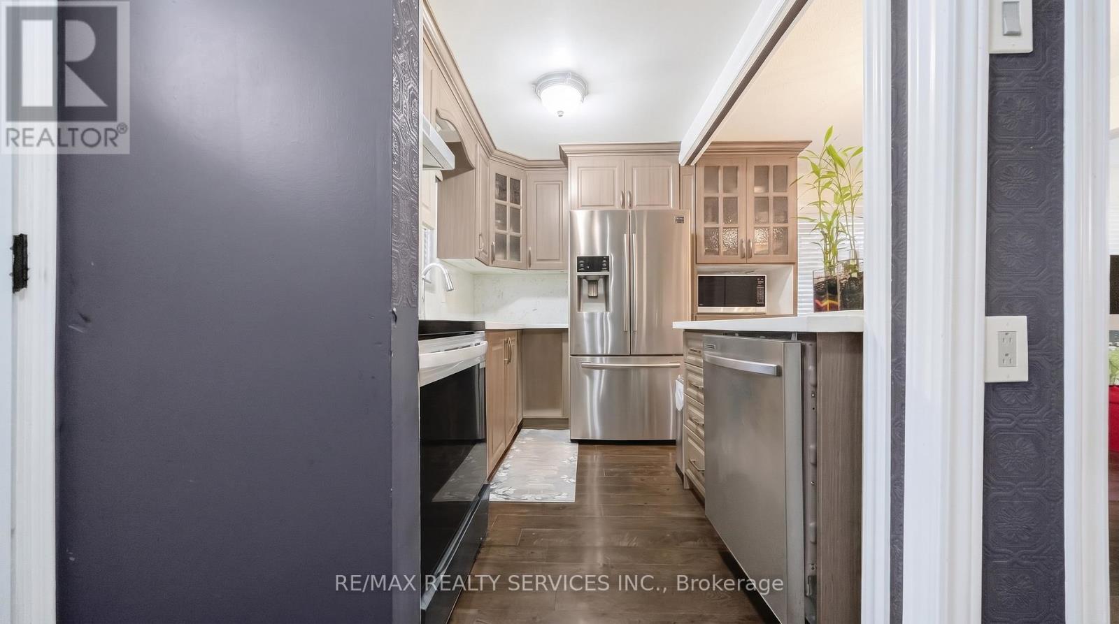 3 GRAND VALLEY DRIVE - 8