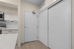 Ph03 50 Philip Lee Drive, Winnipeg, MB R3W0P7 Photo 9