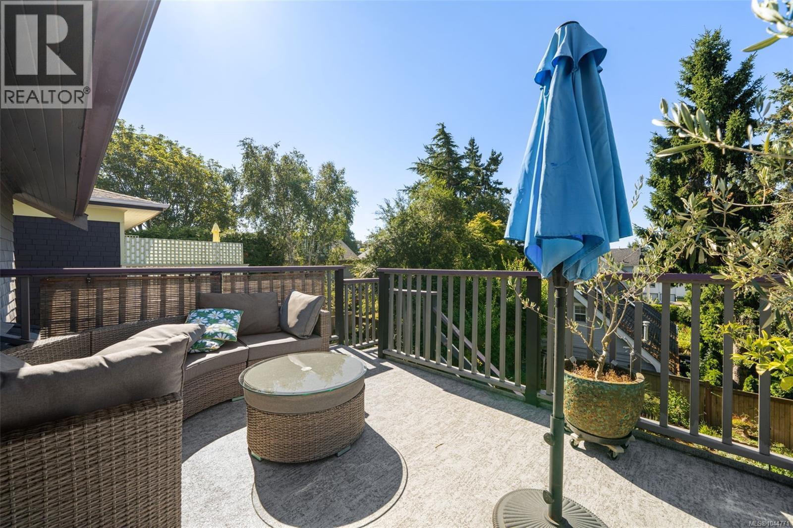 1271 McKenzie St - 20
