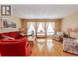 434 Alouette Drive, Coquitlam, BC V3C4Y8 Photo 6