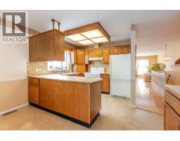 434 Alouette Drive, Coquitlam, BC V3C4Y8 Photo 10