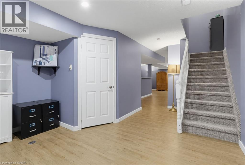 46 CHELSEA Crescent - 24