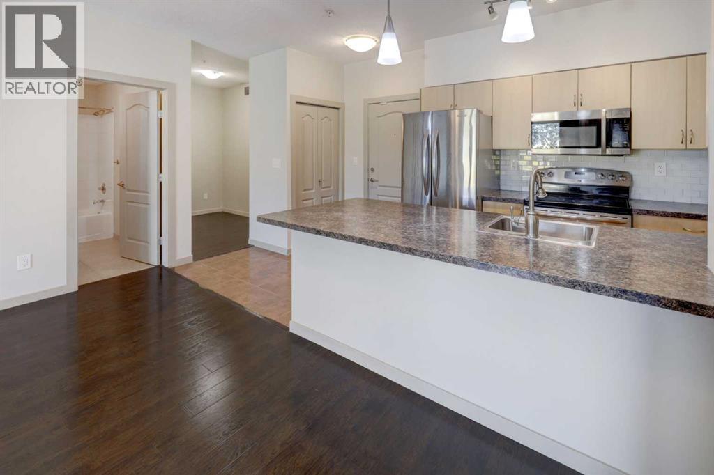 #1204 604 East Lake Boulevard NE - 2