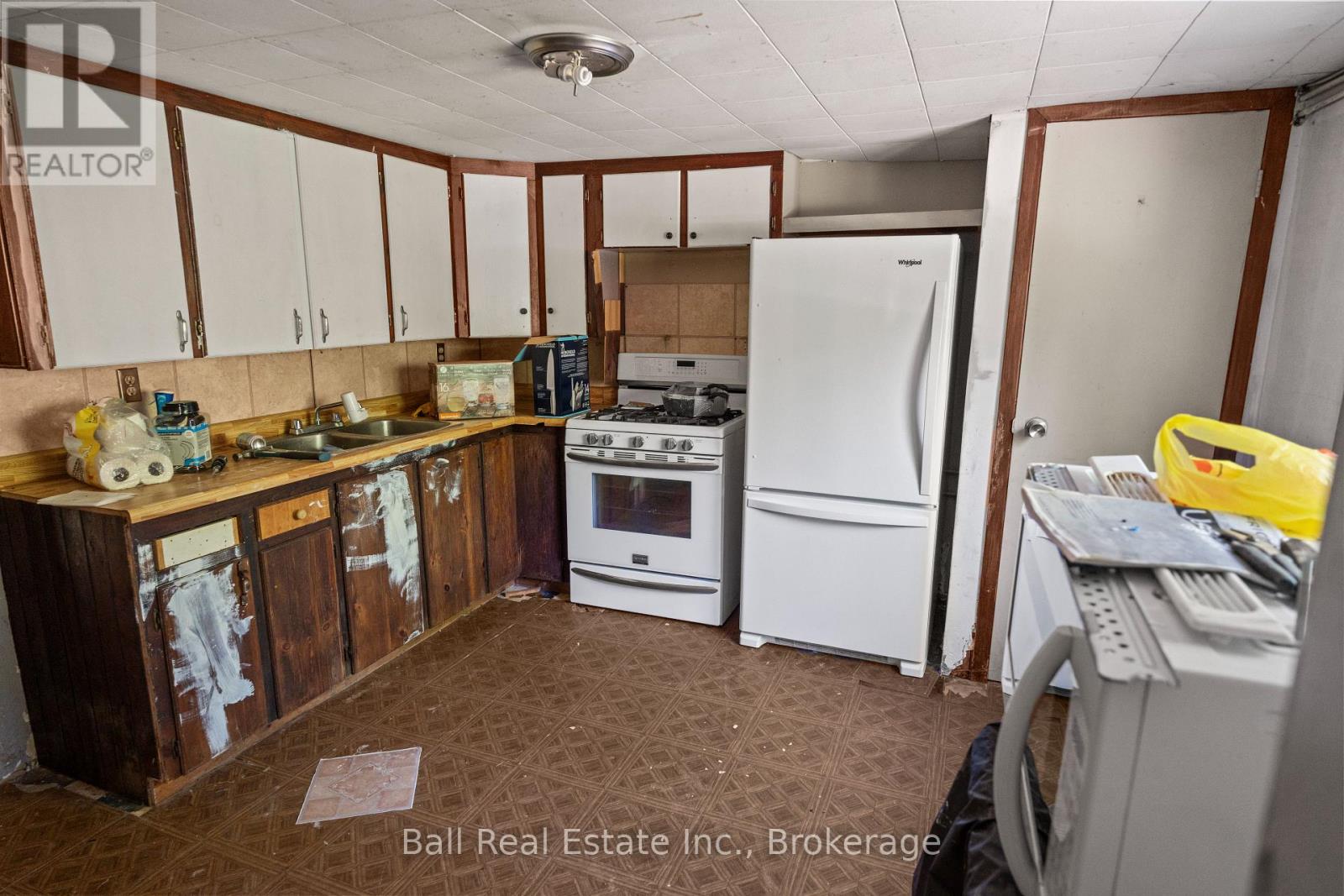 18261 HIGHWAY 62 HIGHWAY - 26