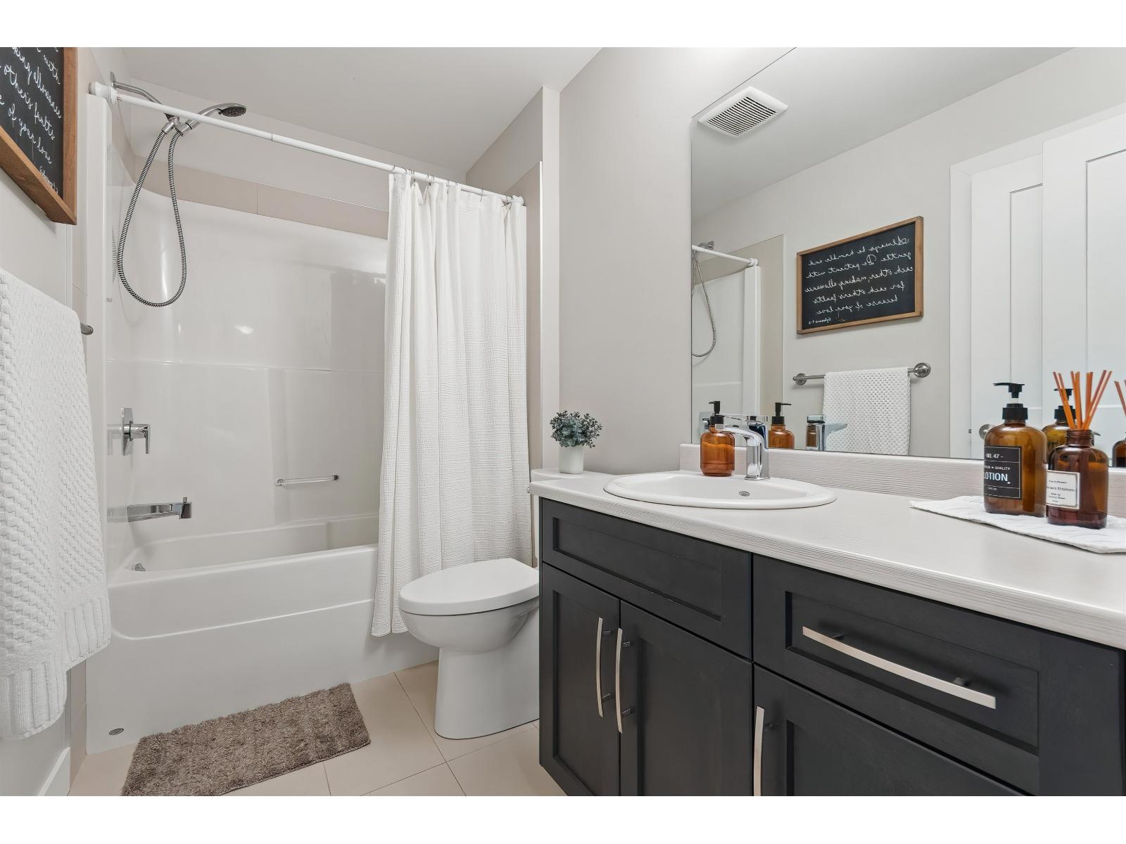 3 Bed, 3 Bath House for Sale in Chilliwack – 14 45545 KIPP AVENUE, Chilliwack Proper West – MLS# R3153380 - Image 55
