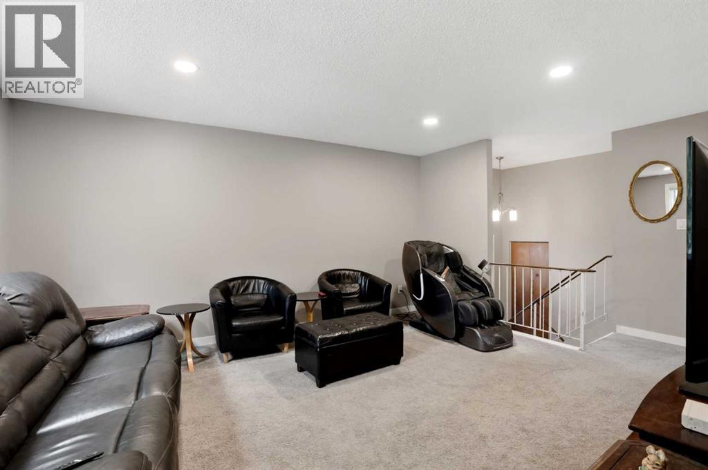 3056 32A Street SE - Image 12