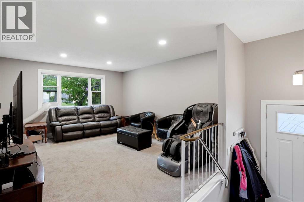 3056 32A Street SE - Image 9