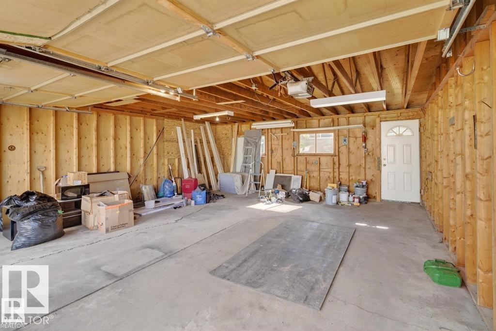 12936 132 ST NW - 23