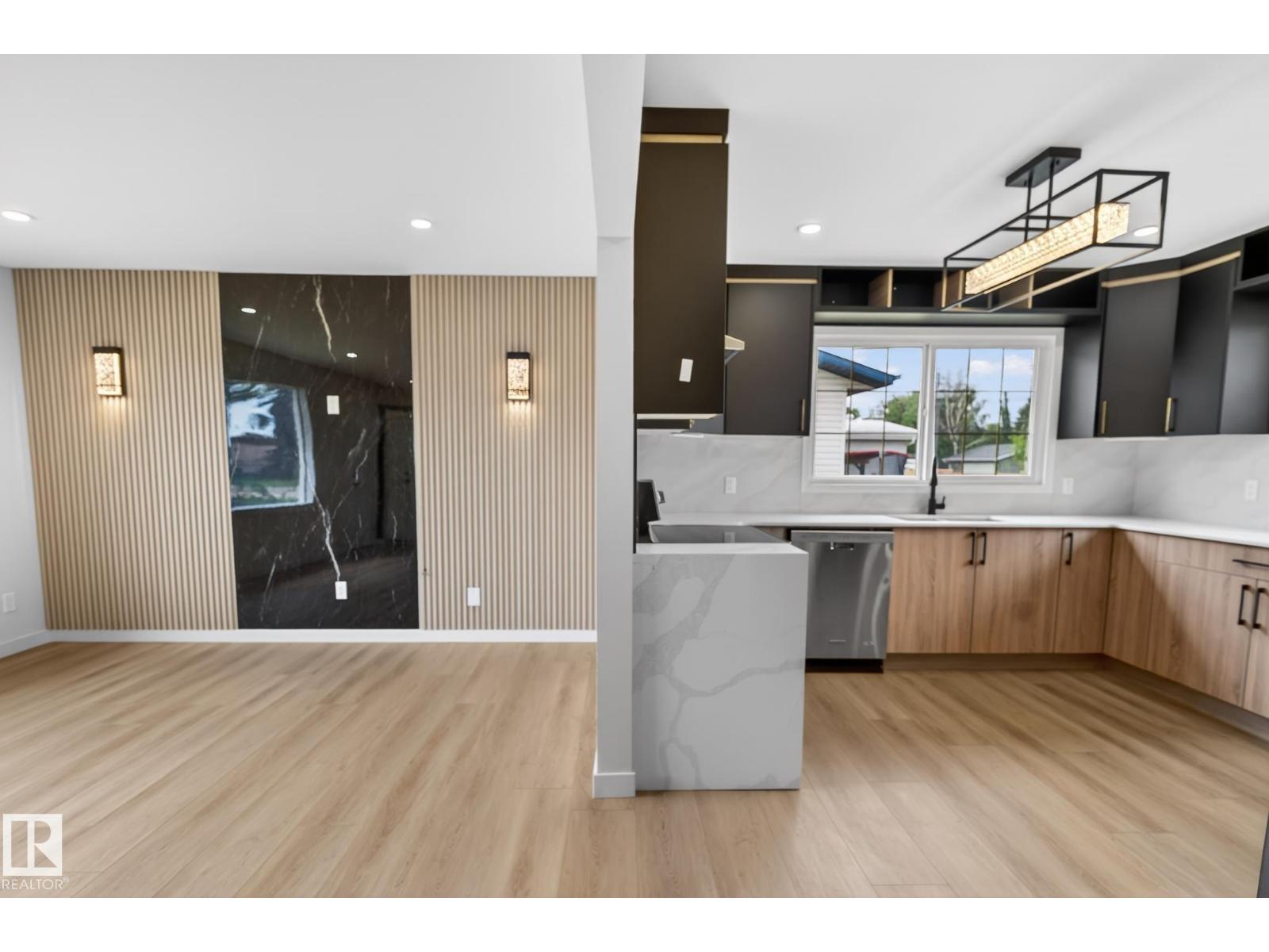 12936 132 ST NW - 5