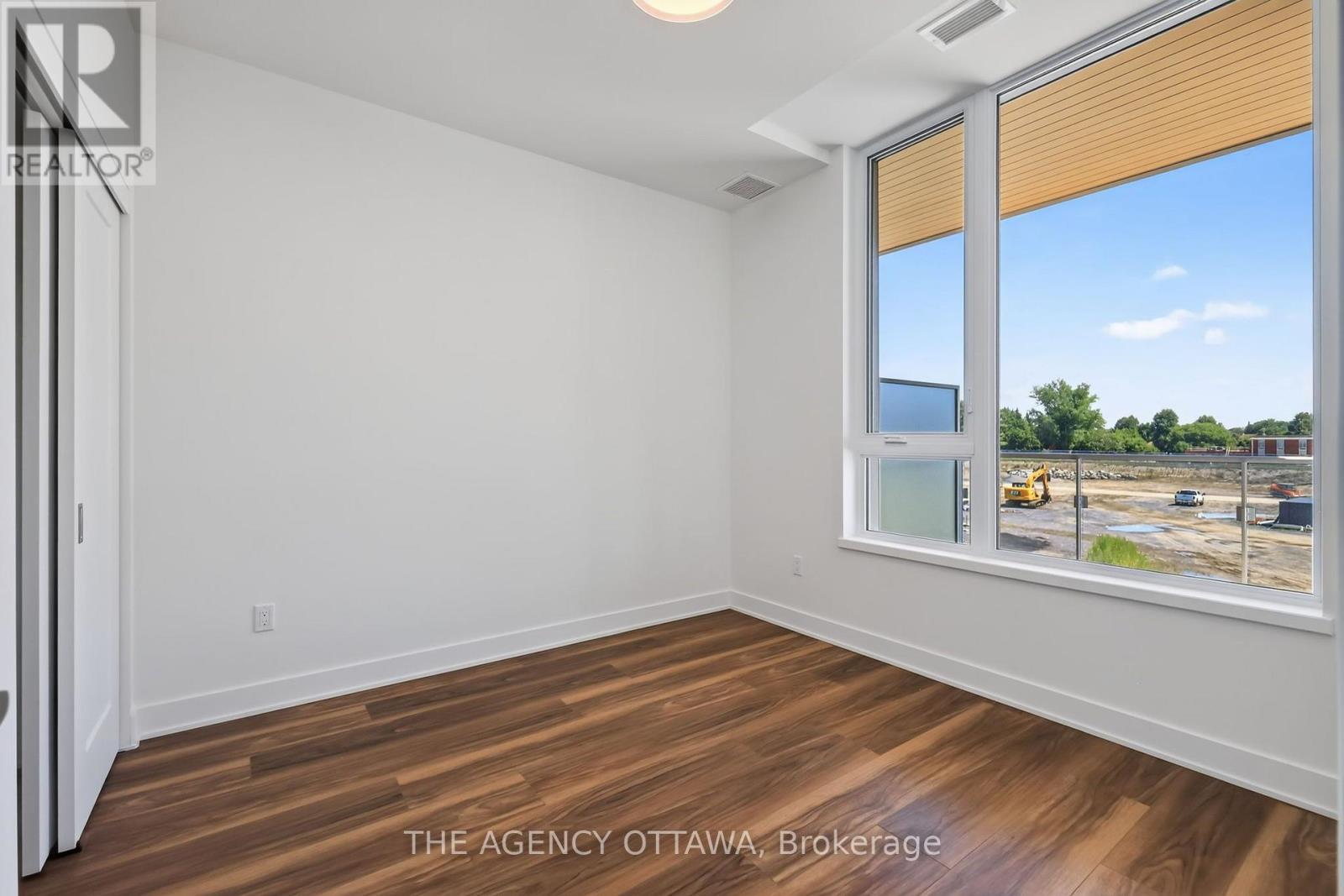 1 Bed, 1 Bath Apartment for Sale in Ottawa – 302 – 3085 RIVERSIDE DRIVE, Ottawa – MLS# X13654462 - Image 10