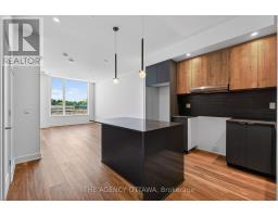 Bathroom - 302 - 3085 Riverside Drive, Ottawa, ON K1V9R2 Photo 6
