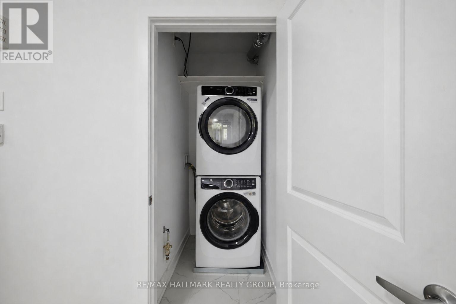 2 Bed, 3 Bath House for Rent in Ottawa – 623 SILHOUETTE PRIVATE, Ottawa – MLS# X13654474 - Image 16