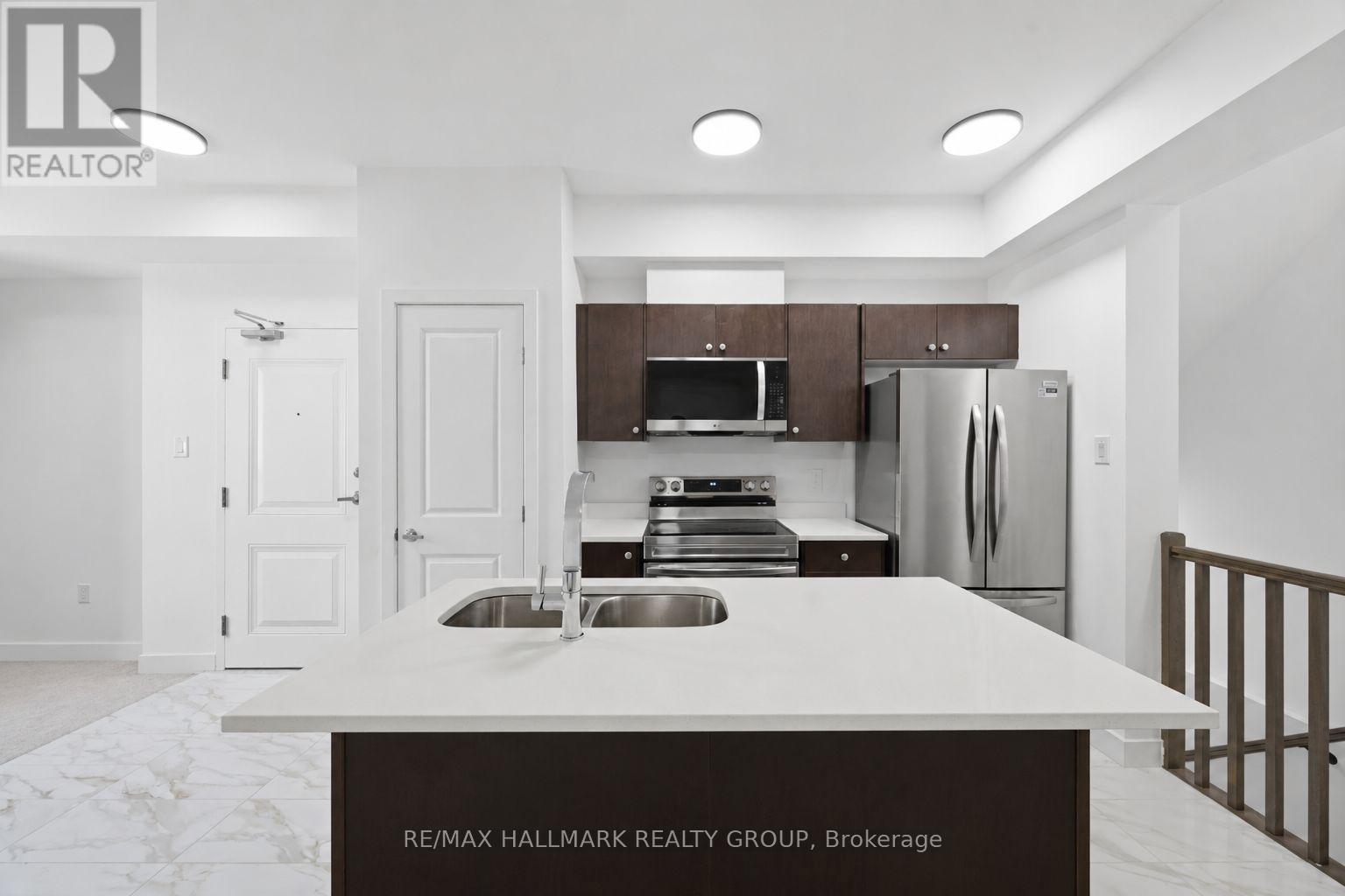 2 Bed, 3 Bath House for Rent in Ottawa – 623 SILHOUETTE PRIVATE, Ottawa – MLS# X13654474 - Image 9