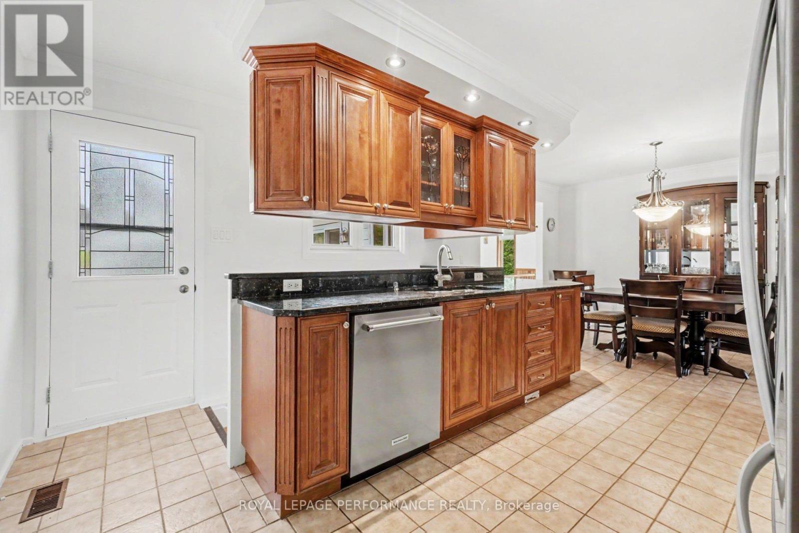 1599 MAXIME STREET - 13