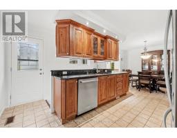 1599 Maxime Street, Ottawa, ON K1B3K9 Photo 13