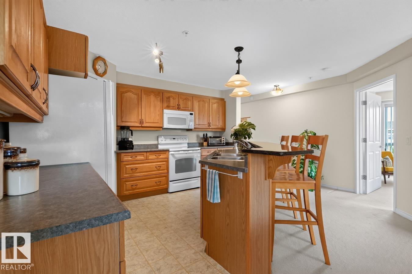 #322 7510 89 ST NW - Image 7