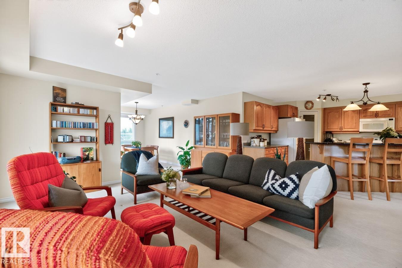 #322 7510 89 ST NW - Image 14