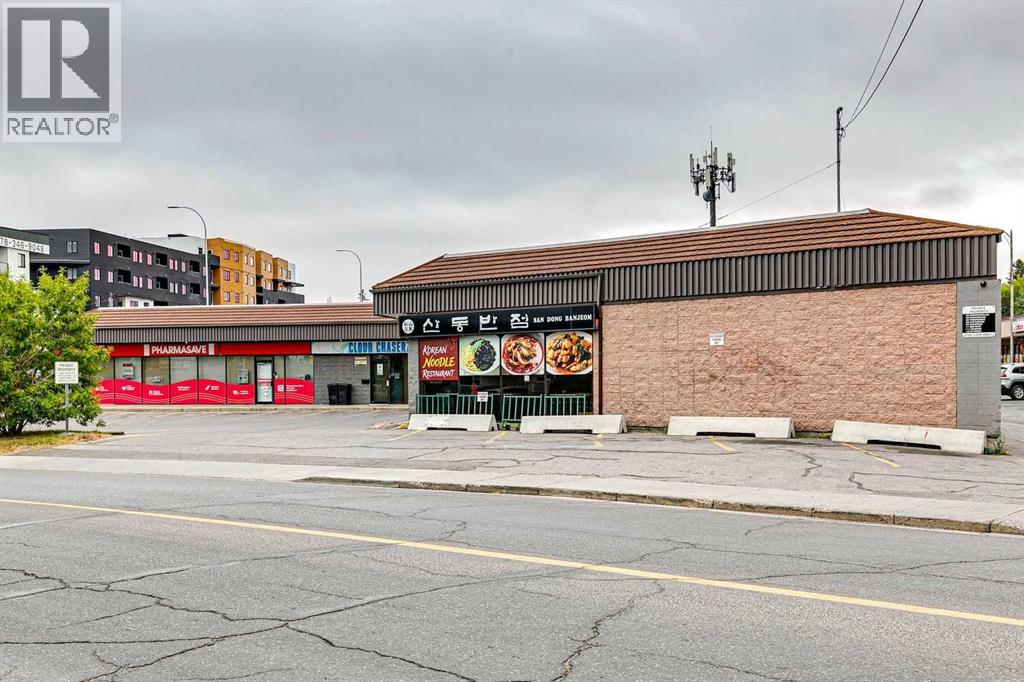 3816 26 Avenue SW - 39