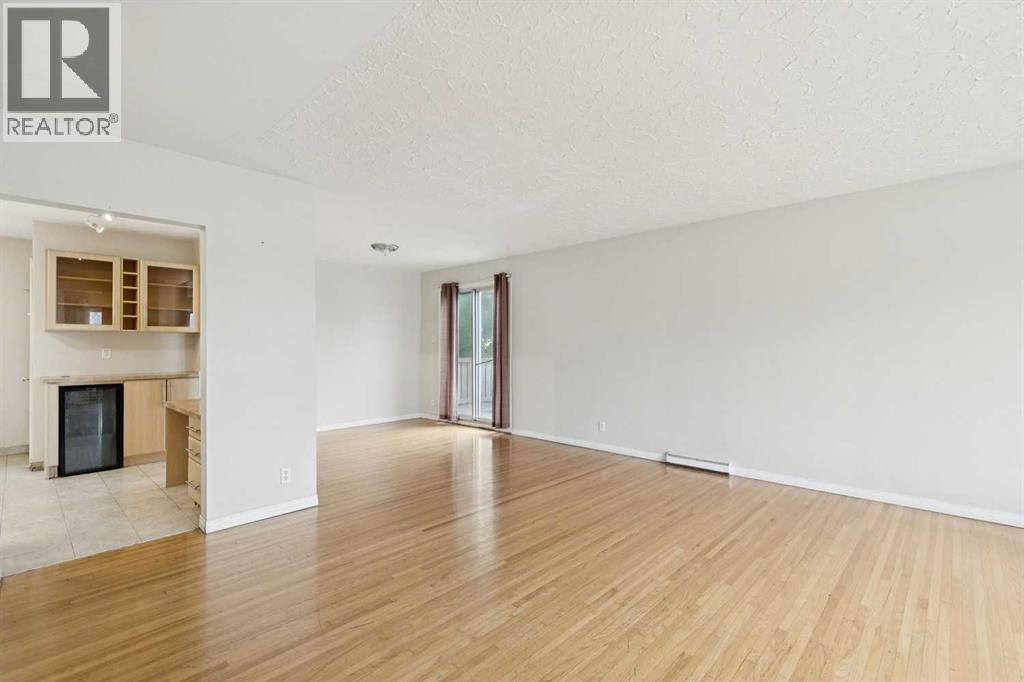 3816 26 Avenue SW - 5