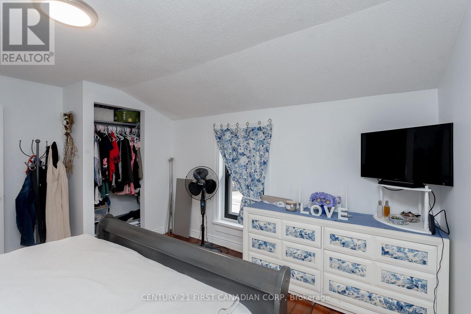 331 ERIE STREET - Image 14