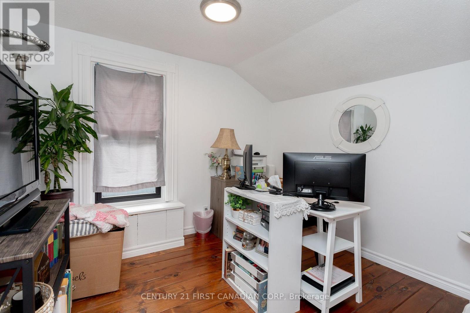 331 ERIE STREET - Image 15