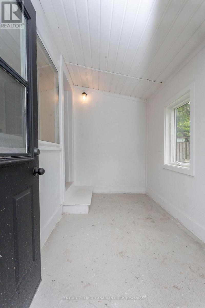 331 ERIE STREET - Image 27