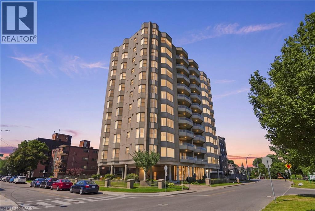 Photo of 174 MOUNTAIN PARK Avenue