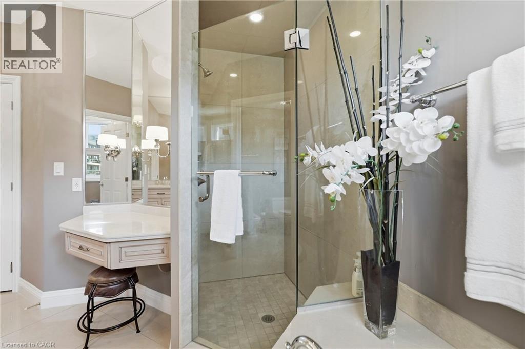 #2W 174 MOUNTAIN PARK Avenue - 34